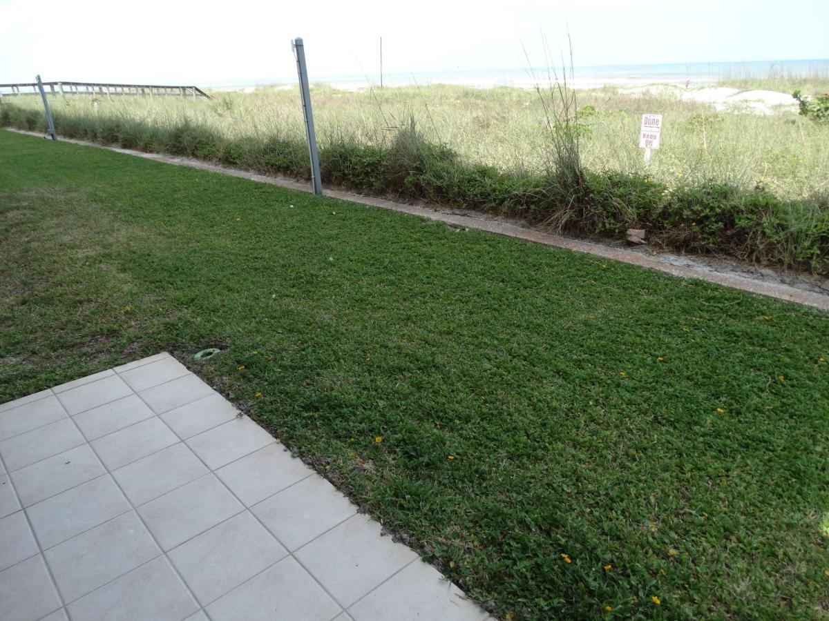 Spanish Main Unit 4- Direct Oceanfront Condo! Какао-Бич Экстерьер фото