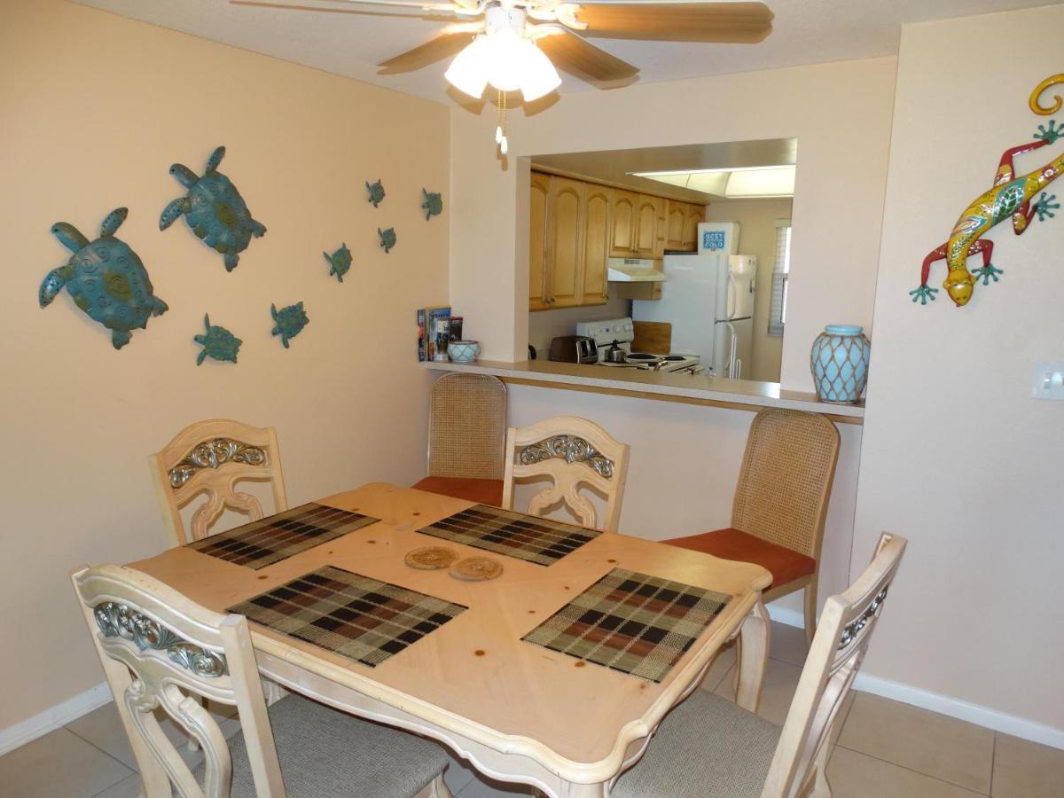 Spanish Main Unit 4- Direct Oceanfront Condo! Какао-Бич Экстерьер фото