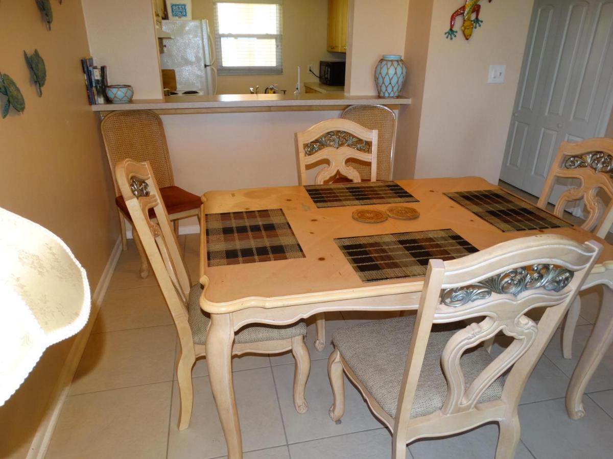 Spanish Main Unit 4- Direct Oceanfront Condo! Какао-Бич Экстерьер фото